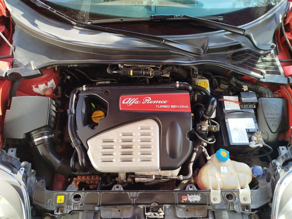 Alfa Romeo mito 1.4 turbo 155cv