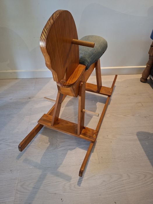 Cavalinho baloiço de madeira