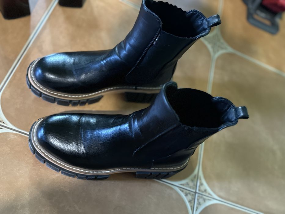 Botki czarne rozm 40