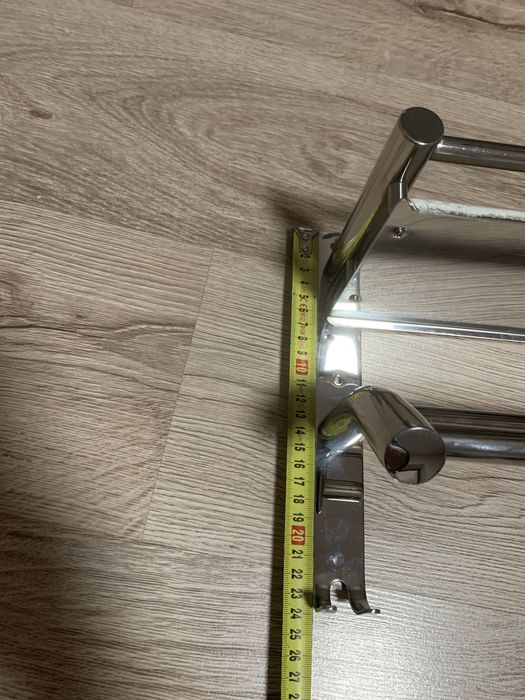 Wieszak łazienkowy z półką 5