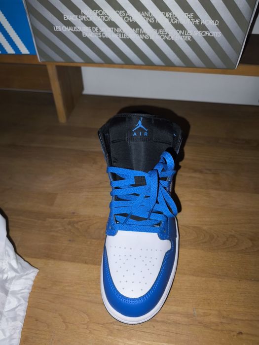 Niki air Jordan 1 Mid