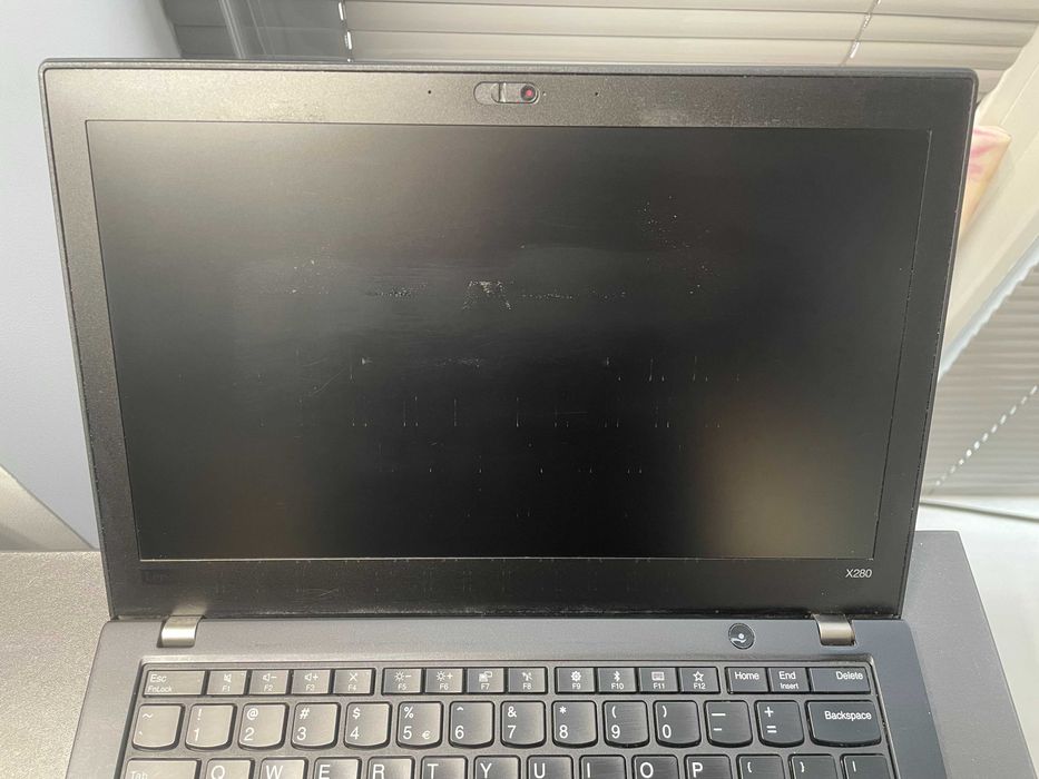 Lenovo ThinkPad X280 - (i5-8250U\8Gb-DDR4\256Gb-SSD)