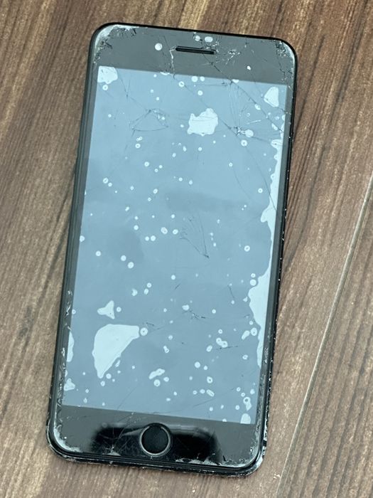 Vendo IPHONE 7PLUS de 128GB para reparar !