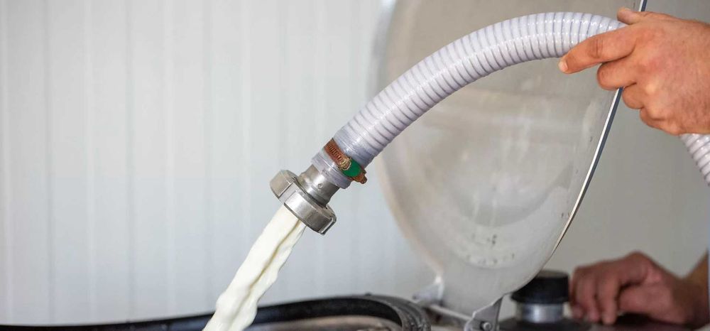 WĄŻ SSAWNY PCV spożywczy 38 COMIDO FOOD  do oprysków/soków/mleka