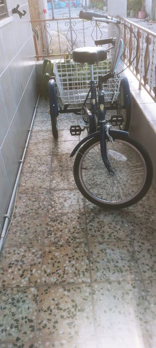 Gomier tricycle bom estado