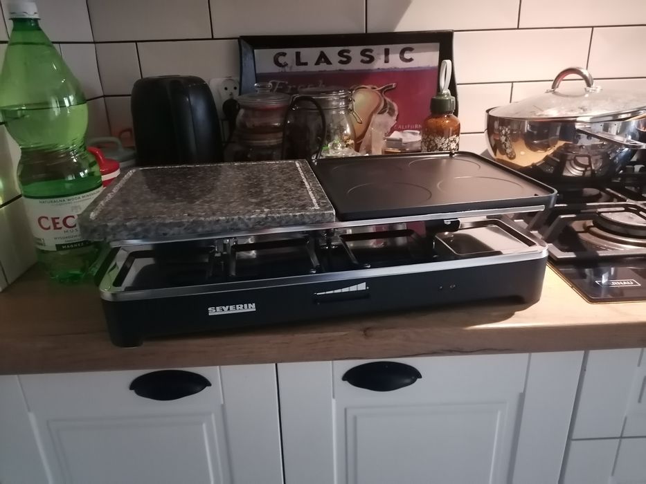 Grill z kamienną płytą Severin