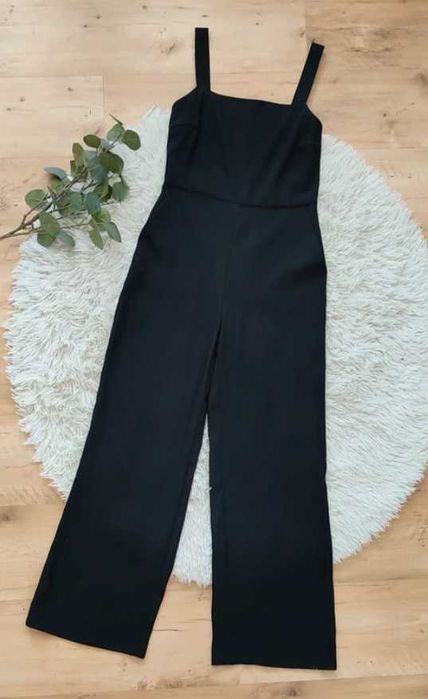 Elegancki czarny kombinezon Hallhuber