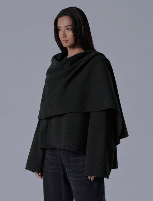 Poncho czarne ciepłe rozmiar XXL