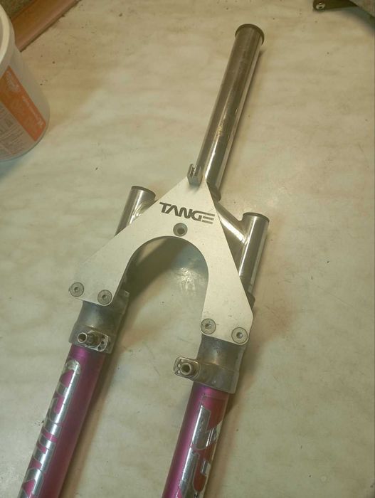 Олдскульна вилка TANGE Struts GS під 26" колесо