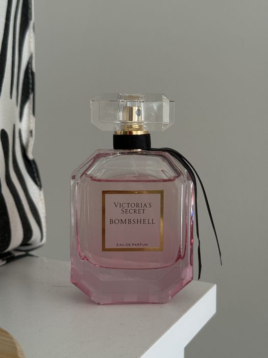 Sprzedam perfumy Victoria  Secret Bombshell