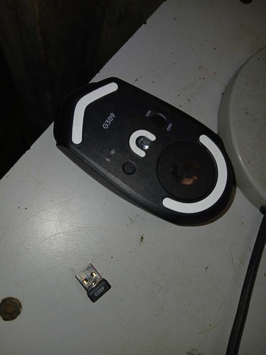 Rato logitech g309