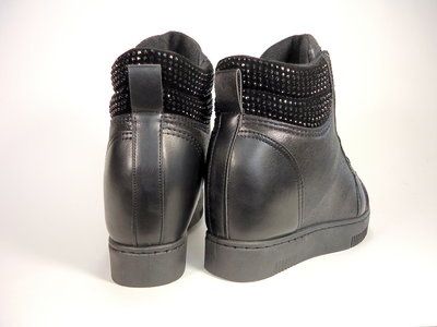 Нові жіночі демісезонні снікерси!