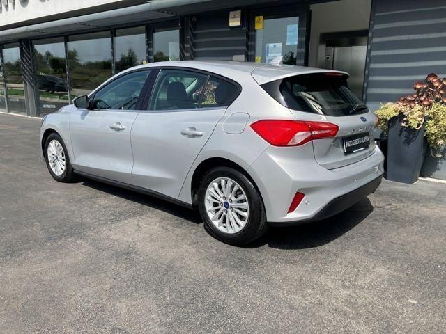 Ford Focus 1.5 TDCi ECOBlue Connected531656706569676806