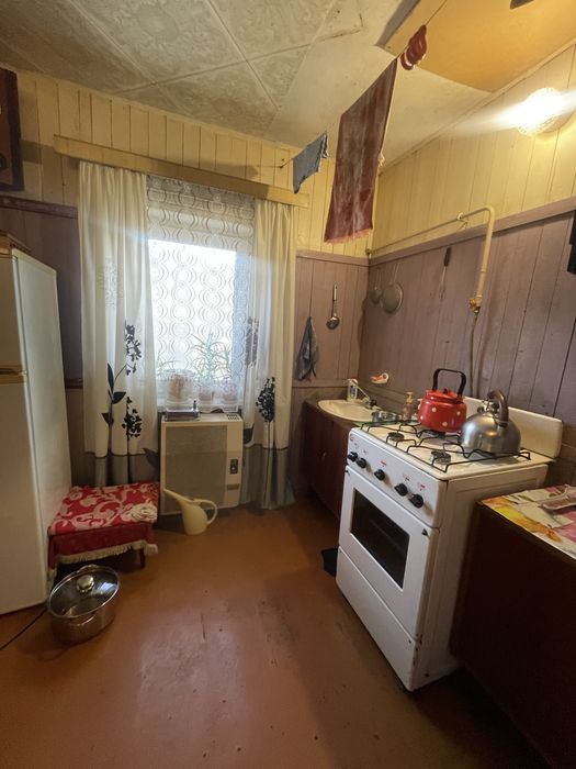 Будинок в лісі(!)