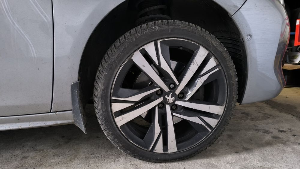 Felgi 19" 8 x 19 44 Peugeot 508 GT