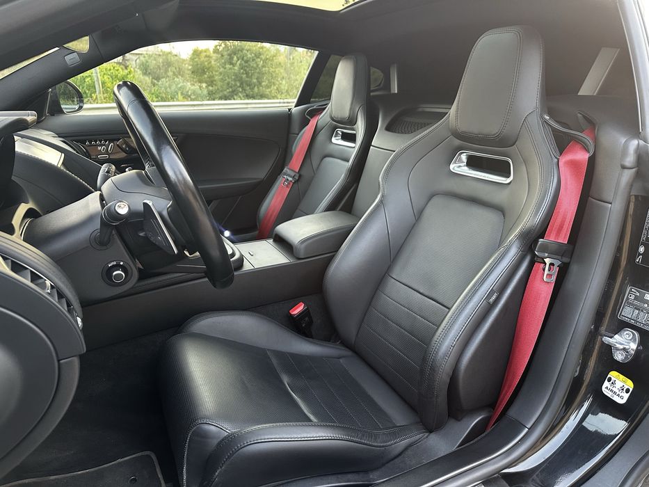 Jaguar F-Type V6 P340 R-Dynamic