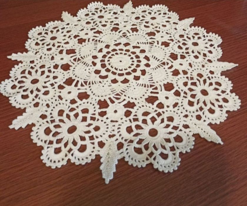 Святкова серветка гачком.