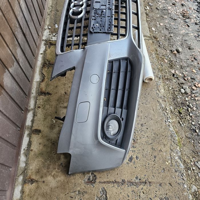 Бампер Audi A4 B8 Передній Ауді а4 б8 решітка туманки заглушка Ауди Б8