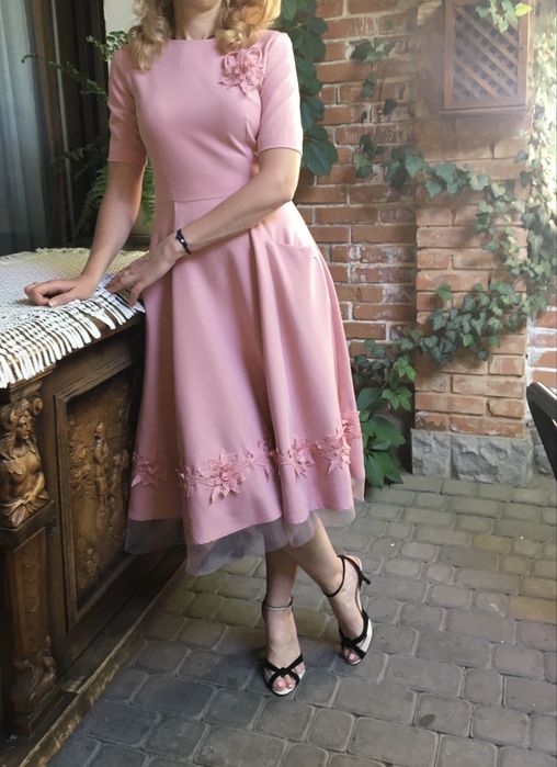 Сукня нарядна. Платье нарядное