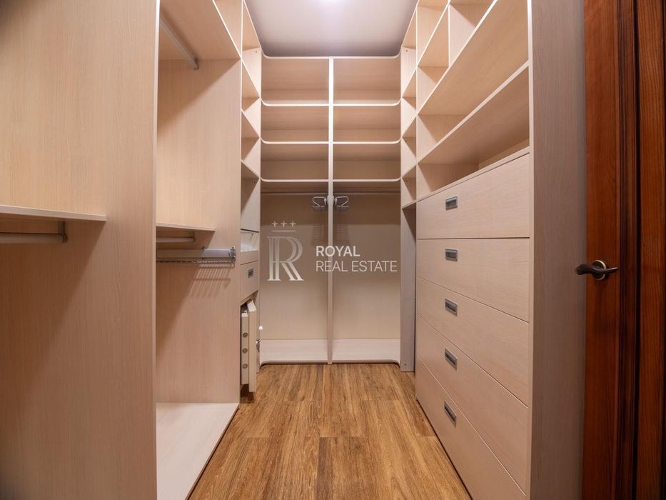 Продаж Будинок 6-к 222 м.кв Ходосівка СОНЯЧНІ ПАНЕЛІ САУНА ГЕНЕРАТОР