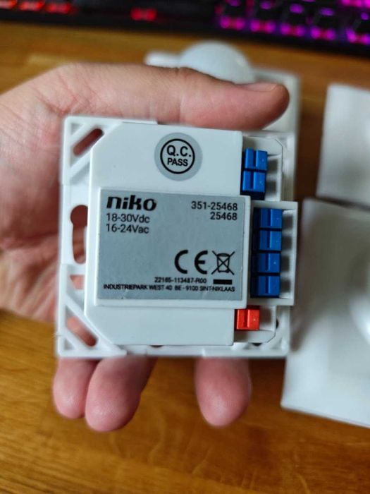 Czujnik 24V Swiss Garde 360 Presence 16m, biały | 25468 Niko