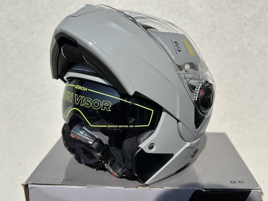 Szczekowy kask motocyklowy AIROH Specktre rozmiar XS, Szary, PROMOCJA!