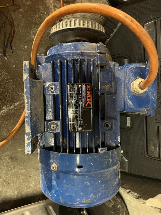 Silnik elektryczny EMK 1.1 kw