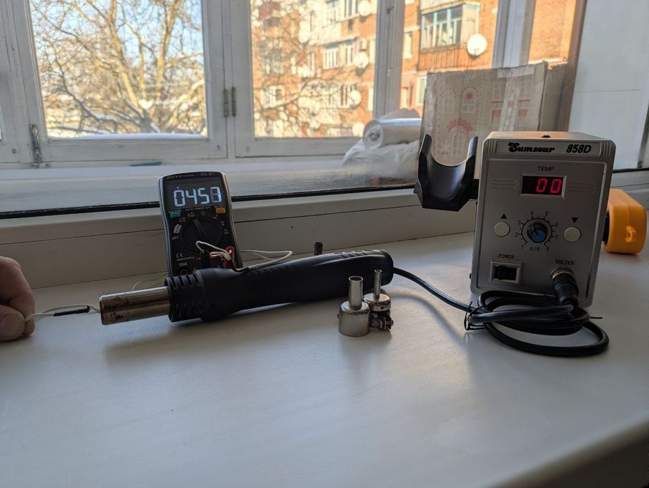Фен для пайки Sumsour 858D, паяльна станція, в робочу стані