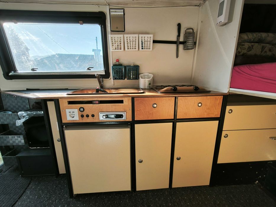 Autocaravana Mercedes 609d  -  pronto a viajar