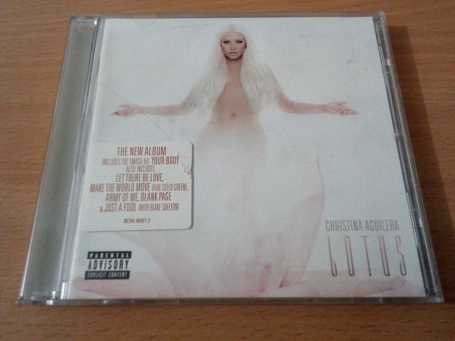 CHRISTINA AGUILERA - Lotus ( edição normal )