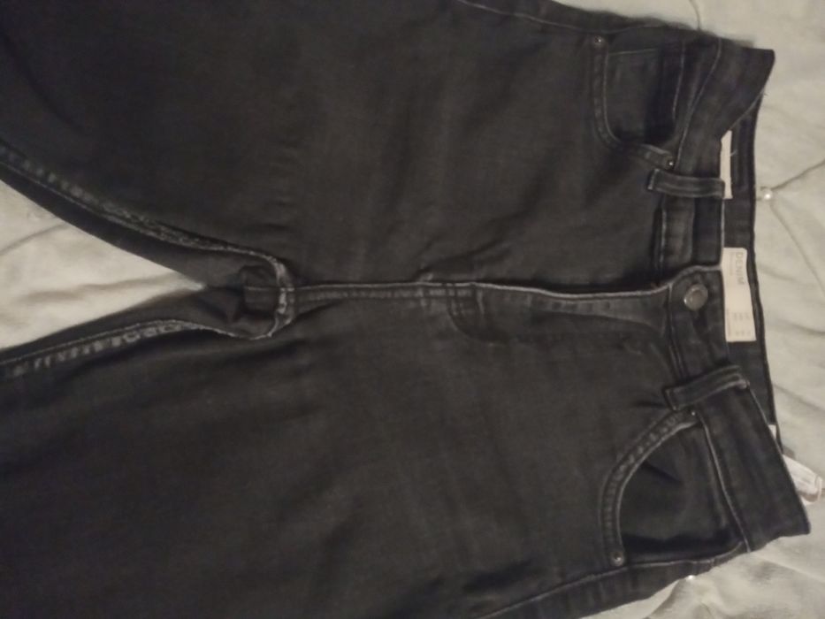 Jeansy damskie Bershka