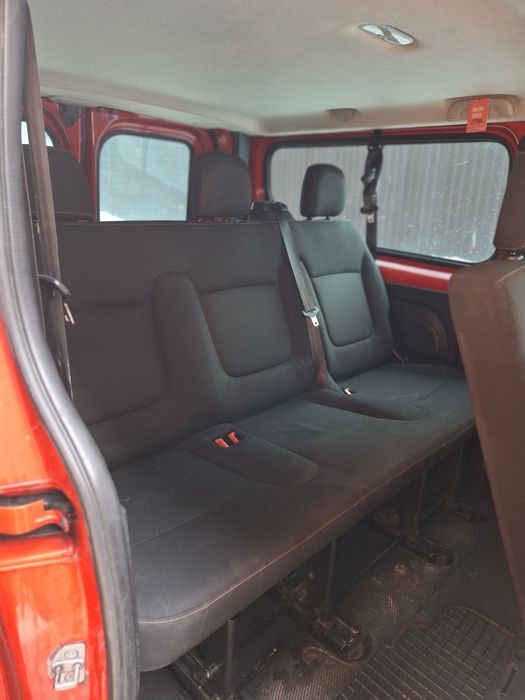 Wynajem busa 9- osobowego, krótkoterminowo lub z kierowcą