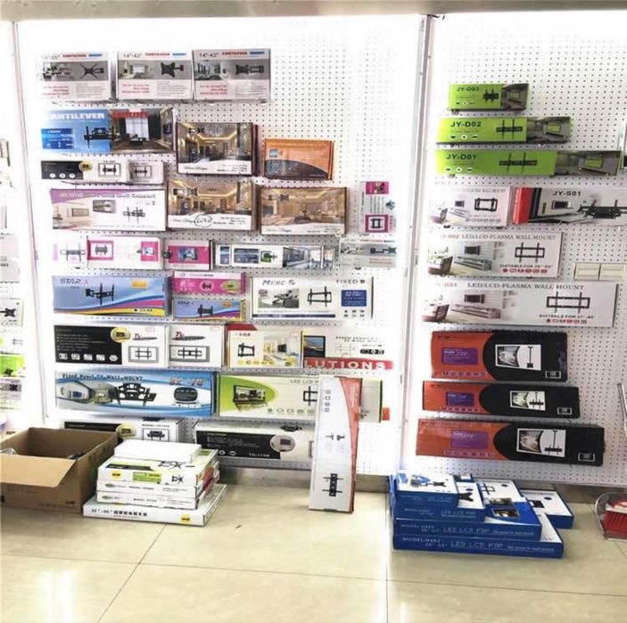 Настенный кронштейн для телевизора. Новый