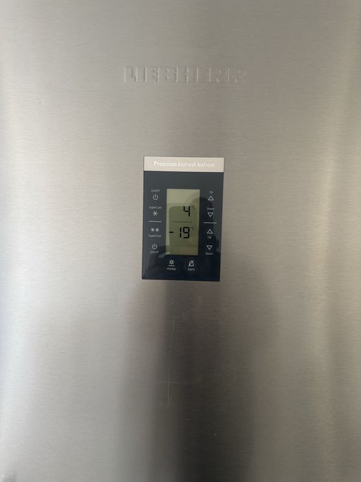 Холодильник liebherr