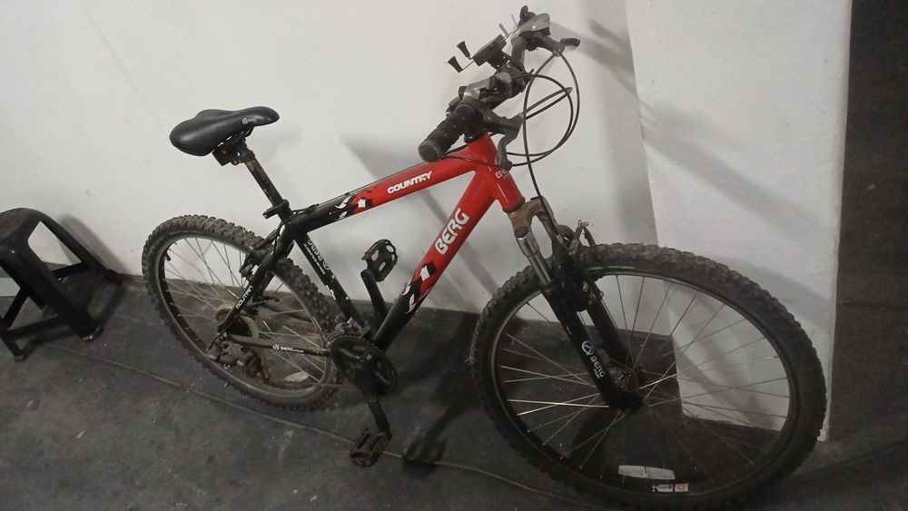 Bicicleta aro 26    21 marchas chimano