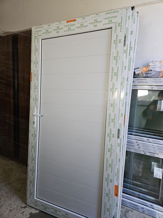 Drzwi Pcv Zewn. -sz102x195w- , sz102x208w