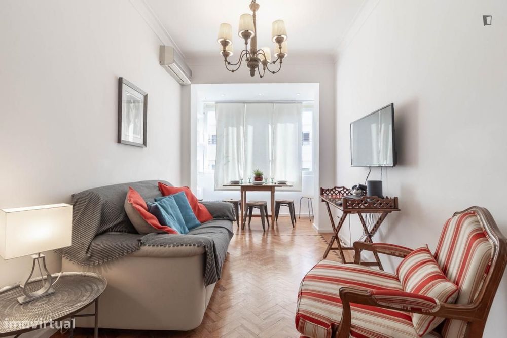 Apartamento com 2 quartos - localizado em Campo de Ourique Lisbon