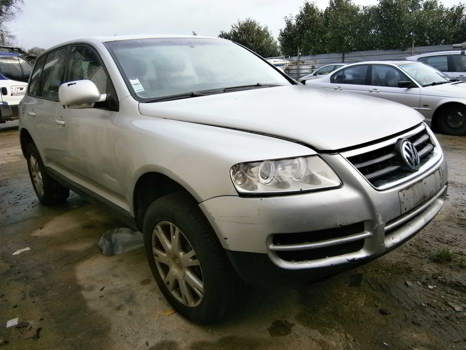 Guarda lamas de frente VW Touareg 2003/2010.