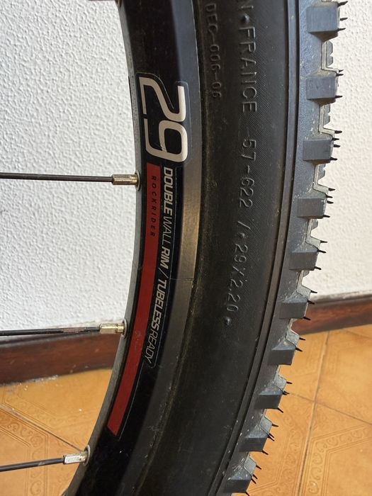 ROCKRIDER EXPL 520 29” – Cinzento
