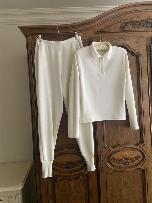 M-L  Zara жіночий прогулянковий костюм