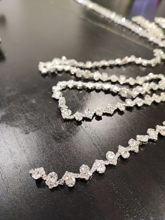 Fita de brilhantes para aplicação