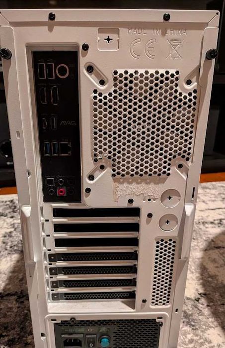 Computador com i5 10400,16 GB RAM, SSD 240 GB, HDD 500GB