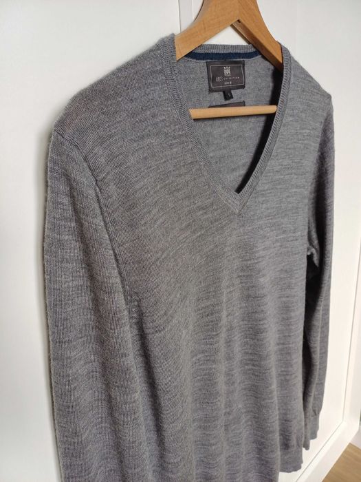 Cienki męski sweter v-neck z wełny merino rozm. S szary