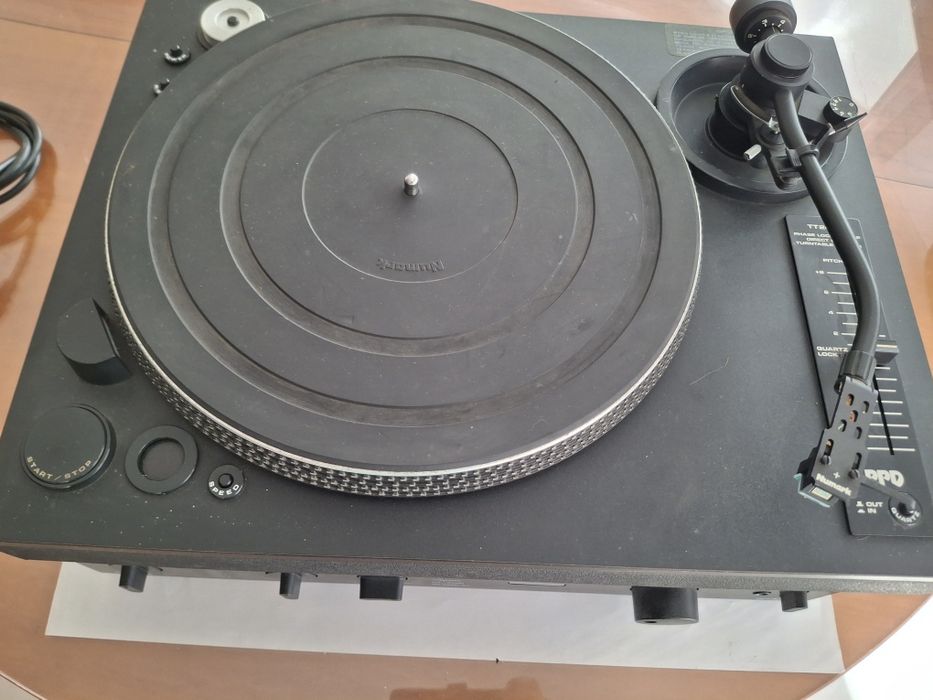 Audiolab 8000s + Numark TT2400+rca