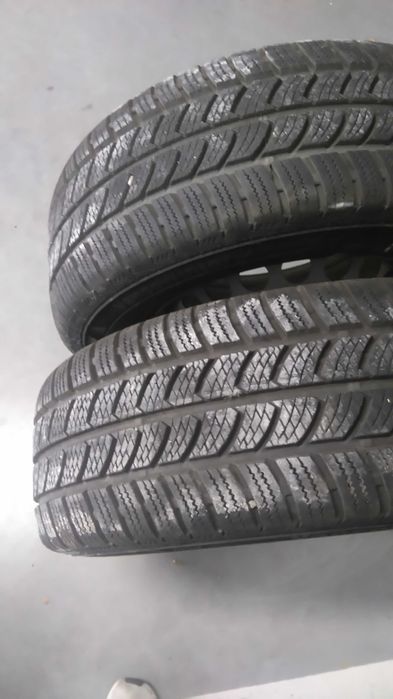 235/65/16C Continental Zima