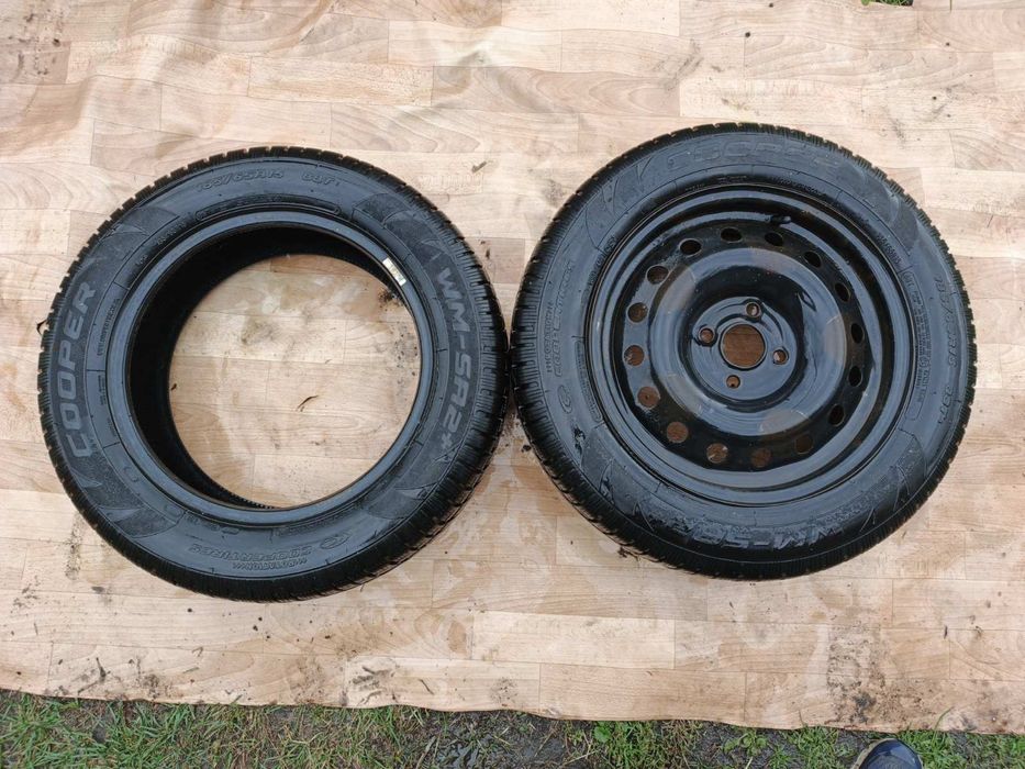 Зимові шини з хорошому стані