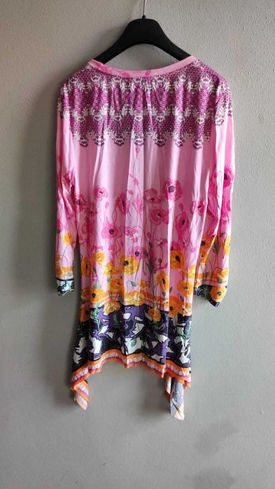 Blusas de manga comprida com etiqueta ( Recheio de loja )