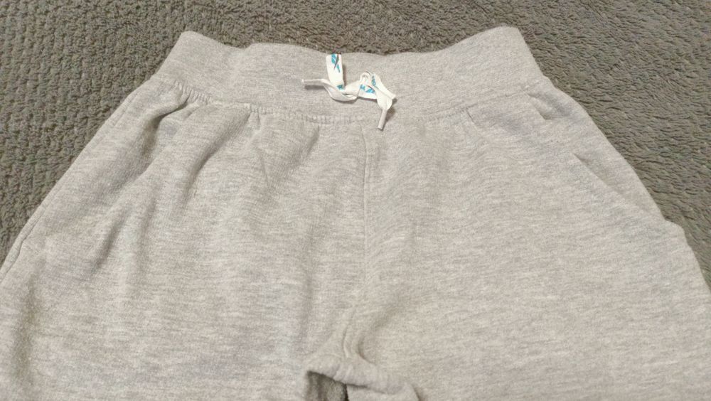 Spodnie dresowe Reebok 152