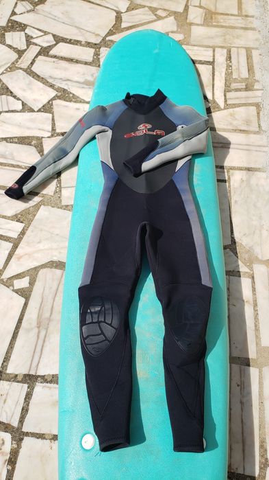 Fato de surf SOLA. 4/3 MSM