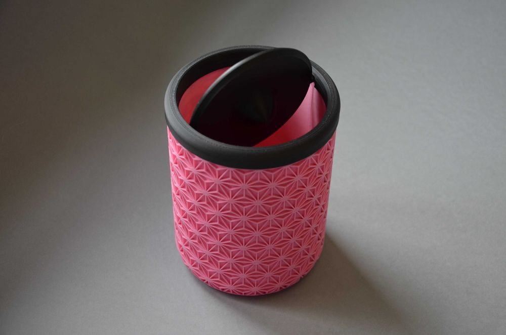 Designerski Mini Kosz na Biurko | Matowy | Organizer Premium